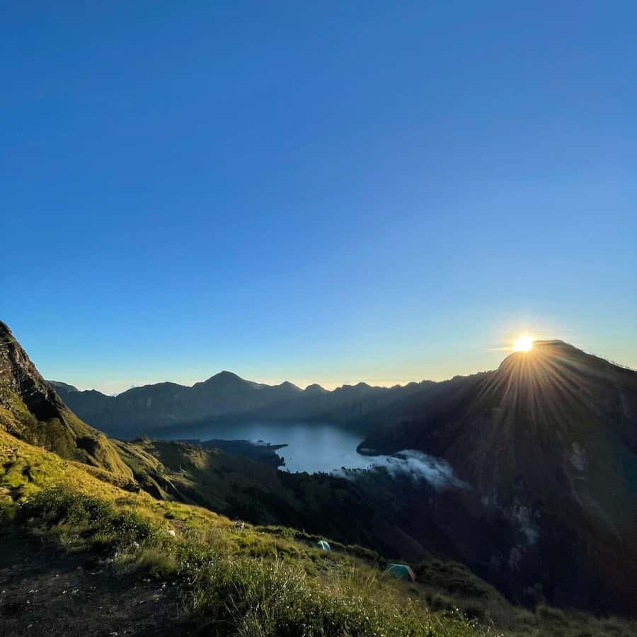Mount Rinjani Summit tour - Returning to Sembalun Village