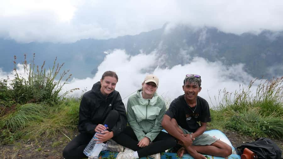 Mount Rinjani Trekking 2D/1N Summit Sunrise & Sunset Views - Key points to know before booking