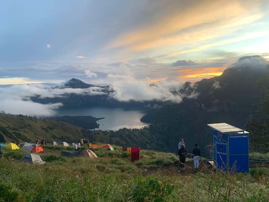 Mount Rinjani Trekking 2D/1N Summit Sunrise & Sunset Views - Should you book this Mount Rinjani trek?