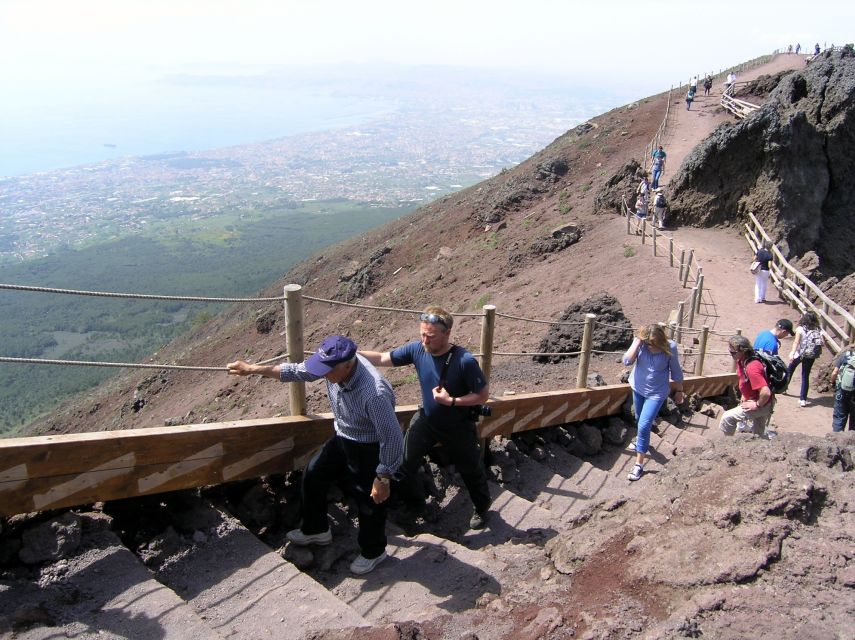 Mount Vesuvius 4-Hour Volcano Tour with Wine Tasting - Final verdict: a practical Vesuvius introduction