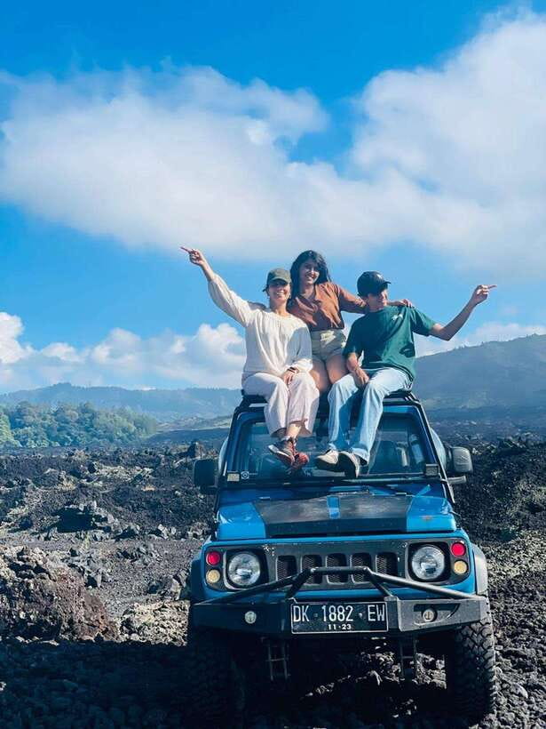 Mt. Batur Jeep Sunrise Trip - The 30-minute jeep ride toward Mount Batur