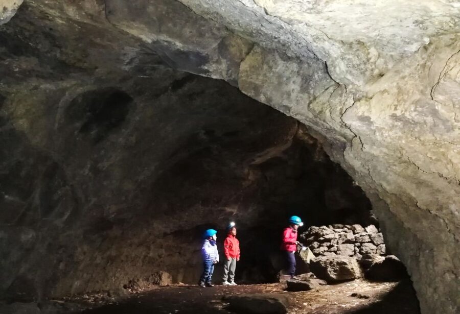 Mt. Etna: Private Tour in 4x4 from Taormina - Entering an old lava tube