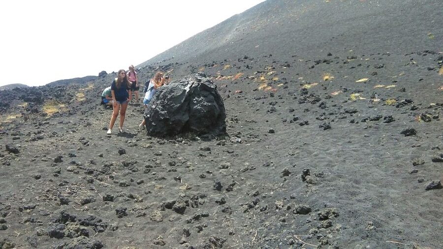 Mt. Etna: Private Tour in 4x4 from Taormina - The option to continue toward 3,000 meters