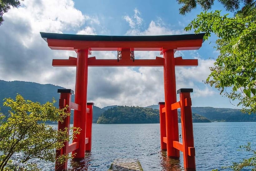 Mt Fuji Hakone/Enoshima Tour:Optional Ropeway/Lake Ashi Boat - What to bring and who should book