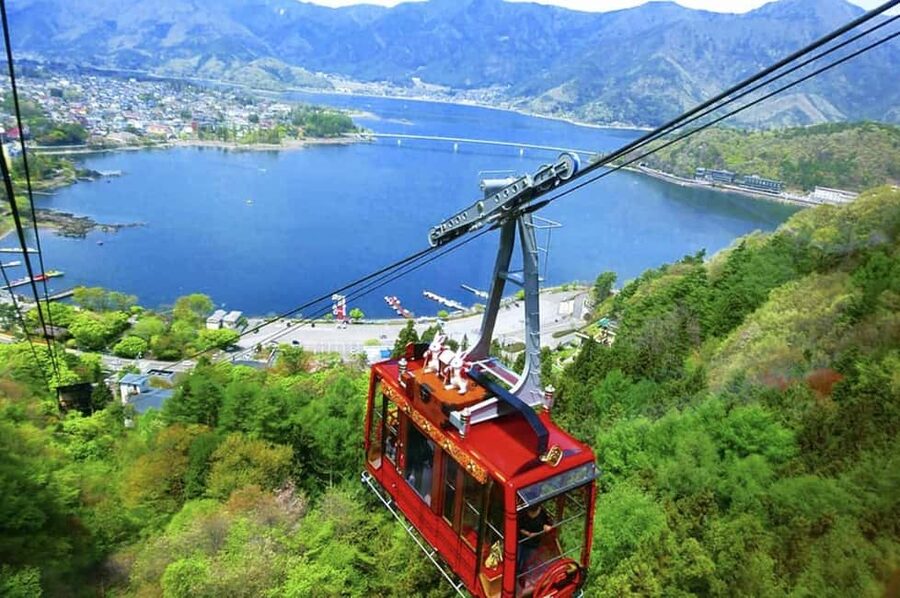 Mt. Fuji & Lake Kawaguchiko Ropeway Panorama Full-Day Tour - Leaving Tokyo for Lake Kawaguchiko