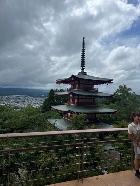MT.Fuji: Mount Fuji Private day Tour With Guide - Lake Kawaguchiko, lunch, and optional water rides
