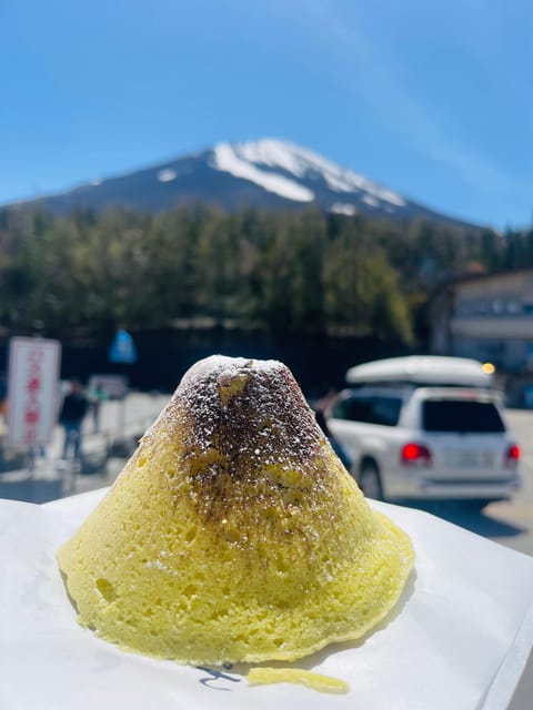 Mt.FUji private Full Day Trip with English Driver - Oshino Hakkai for water, village scenery, and a shorter pause