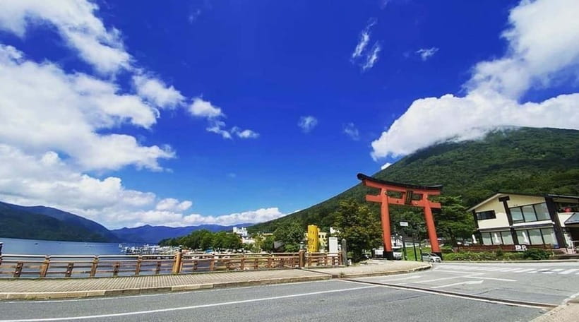 Mt. Fuji Private Tour With Hotel Pick Up From Tokyo - Kitaguchi-hongu Fuji Sengen Shrine