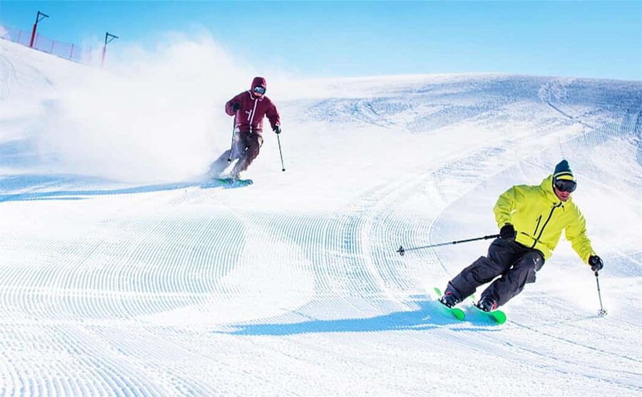 Mt. Fuji Skiing Experience- YETI Ski Resort & Onsen Day Trip - A ski day that puts Mt. Fuji first