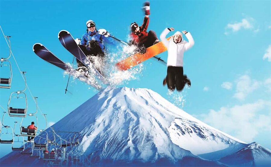 Mt. Fuji Skiing Experience- YETI Ski Resort & Onsen Day Trip - The hot spring stop and the Mt. Fuji view