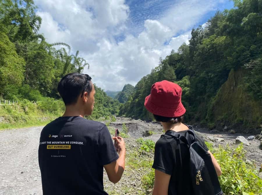 Mt. Merapi Majesty: Soft Trek and Botanic Village Tour - Who should book this tour?