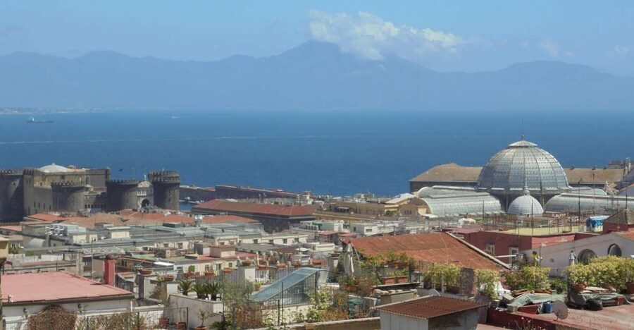 Naples: Naples, Pompeii, and Vesuvius Full-Day Tour - Naples Cathedral and the old city