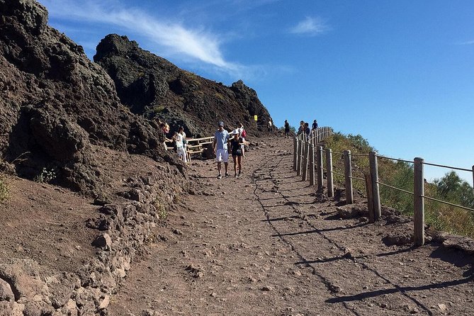 Naples: Pompeii & Mt Vesuvius All-Inclusive Small Group w/ Lunch - Weather can change the mountain portion