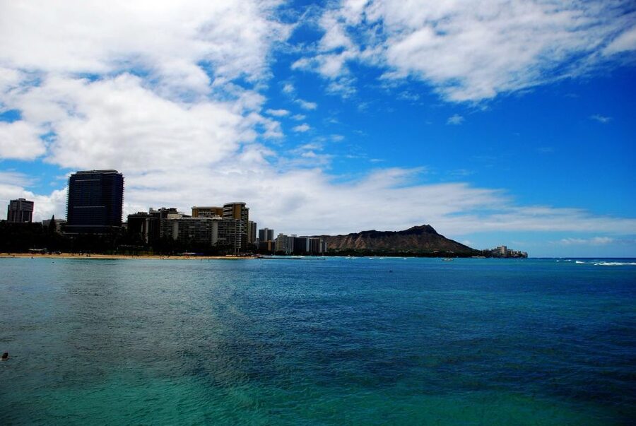 Oahu Boat Cruise to Diamond Head - The Catamaran Setup and Best Seats
