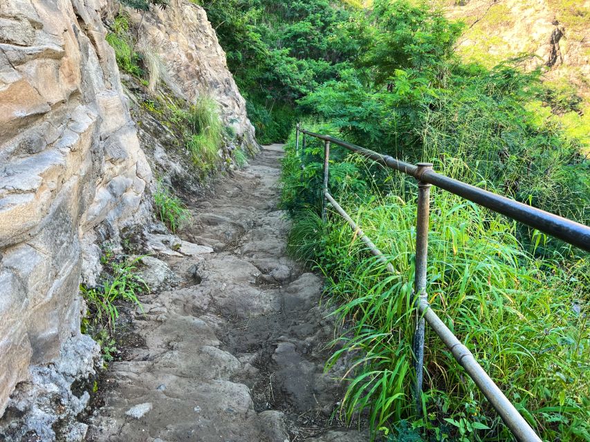 Oahu: Diamond Head Crater Trailhead Transfer & Entry Fee - Safety, Fitness, and Who Should Skip It