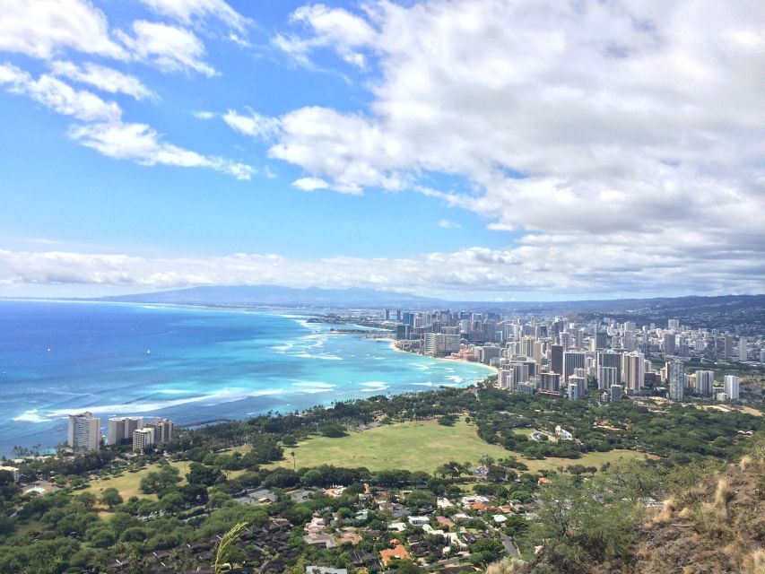 Oahu: Diamond Head Hike with Roundtrip Transportation - Entering Diamond Head at opening time