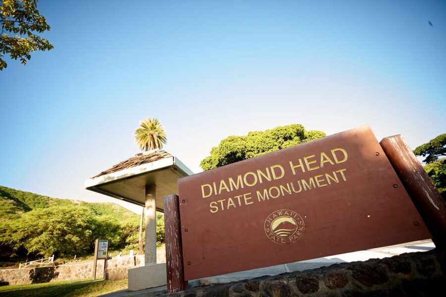 Oahu: Diamond Head Hike with Roundtrip Transportation - The 5:00 AM pickup from Waikiki