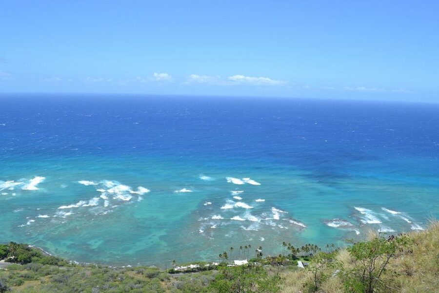 Oahu: Diamond Head Sunrise Hike with Acai Bowl and Malasada - The hotel pickup and pre-dawn drive