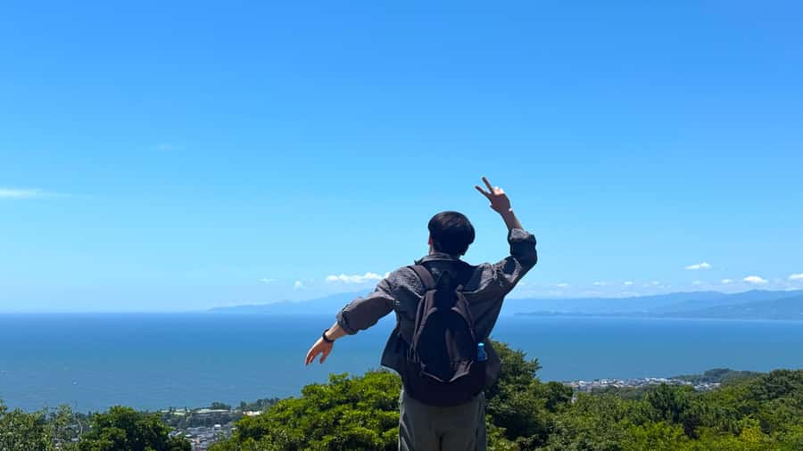 Oiso: Adventure Hike to See Mt. Fuji & Historic Coastal Walk - Meiji Memorial Garden and former political homes