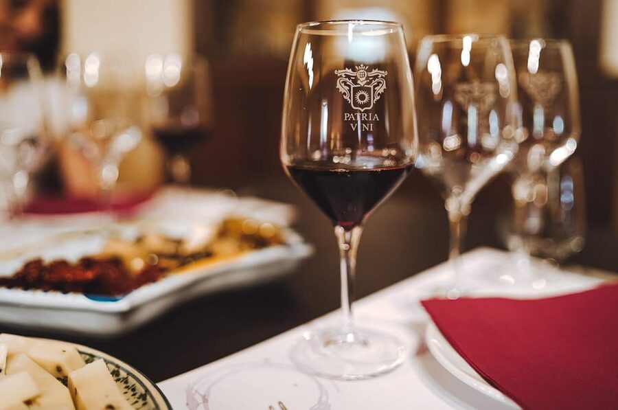 Old Sicily and Etna wine tasting tour from Taormina - Key points at a glance