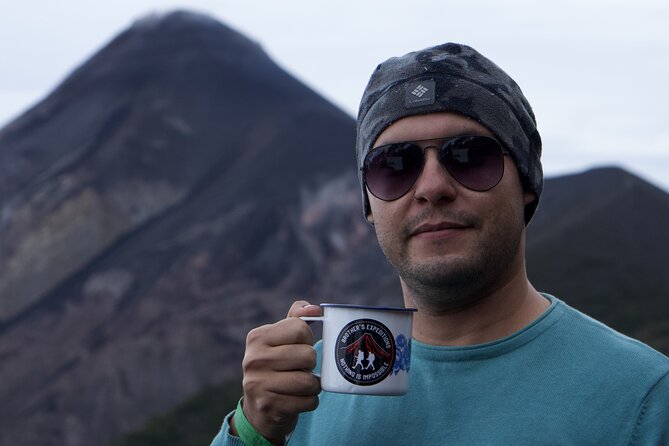 Overnight Adventure Hike Acatenango Volcano - Guide quality and group size