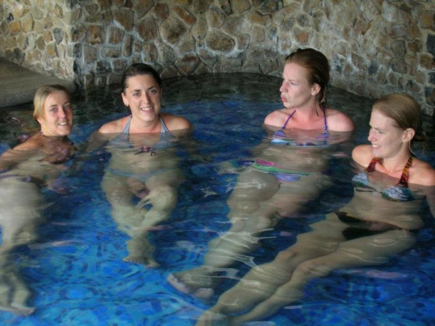 Pacaya Volcano Tour and Hot Springs with Lunch - Lunch before the thermal circuit