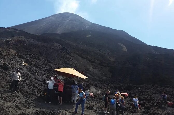 ¡Pacaya Volcano Tour from Antigua! - Guides who shape the day