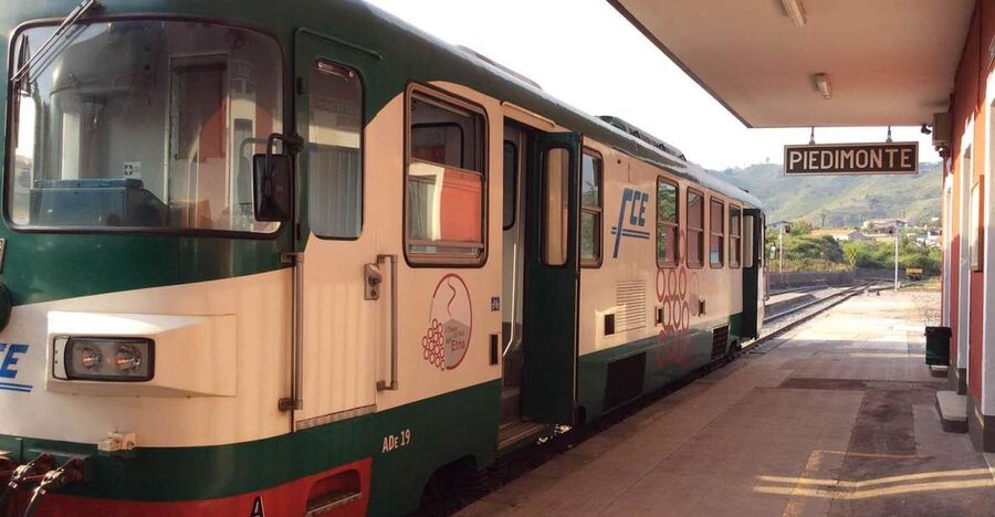 Piedimonte Etneo: Etna Wine Train Tour & Sicily Wine tasting - The 9:00 a.m. start at Piedimonte Etneo
