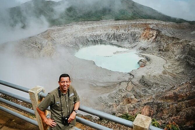 Poás Volcano and Coffee Tour with Tasting and La Paz Falls - Food is simple, separate, and easy to misunderstand