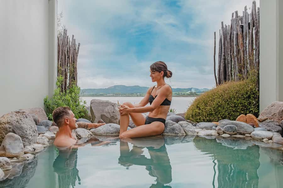 Polynesian Spa Rotorua: Lake View Private Pools Experience - Timing Your Visit Around Rotorua