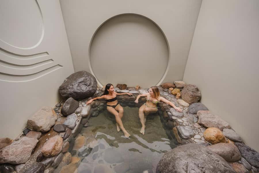 Polynesian Spa Rotorua: Sky View Private Pools Experience - A quiet soak at Lake Rotorua