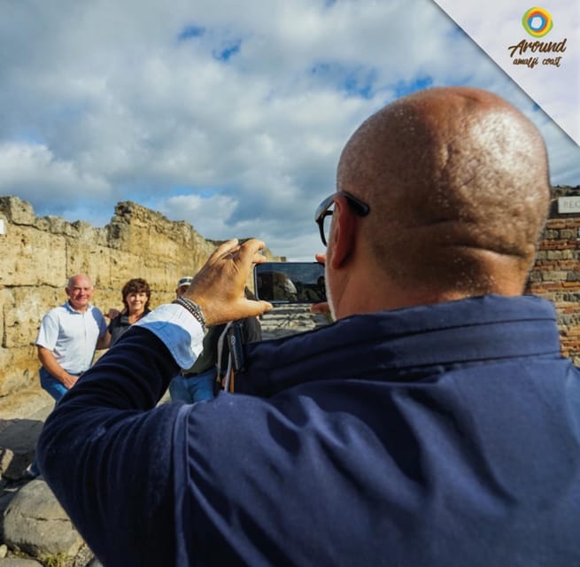 Pompei: Private tour of Pompei and Vesuvius from Sorrento - The climb to Mount Vesuvius
