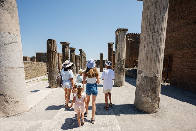 Pompeii and Mount Vesuvius Day Trip from Rome with Pizza Lunch - Why Pompeii can feel rushed