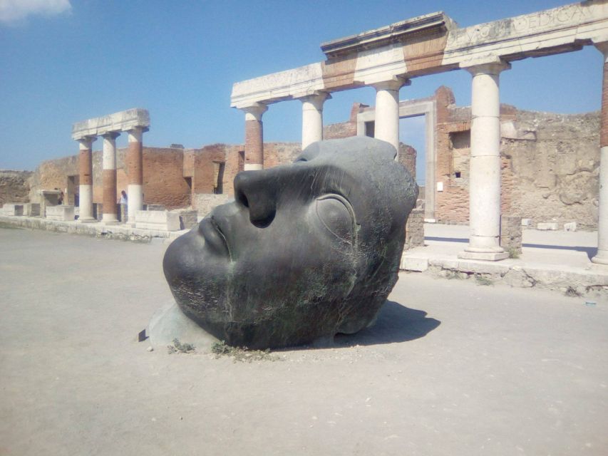 Pompeii and Vesuvius Full-Day Tour from Amalfi Coast - The guide and driver matter here