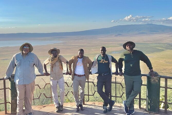 Private 6-Day Tarangire Manyara Crater and Serengeti with Mid-Range Lodges - Day 3: The road to the Serengeti