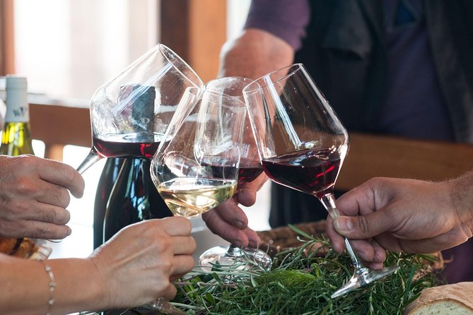Private 6-Hour Tour of Three Etna Wineries with food&wine tasting - Second stop: the long Sicilian lunch