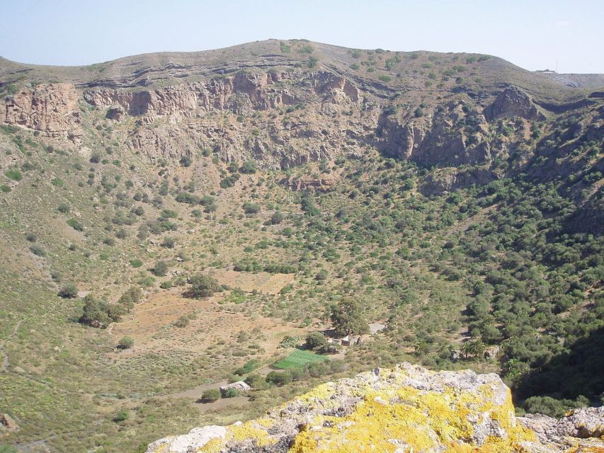 Private Bandama Caldera Volcano, Botanic Garden & Old Town - The guide can make the short schedule work
