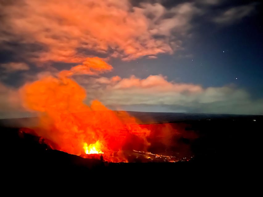 Private Big Island Tour:Coffee, Beaches,Volcanos & Waterfall - Coffee country and a taste of local food