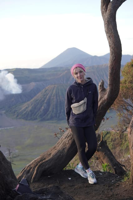 Private Bromo Tour start from Malang - 1D - Walking across the sea of sand to Mount Bromo