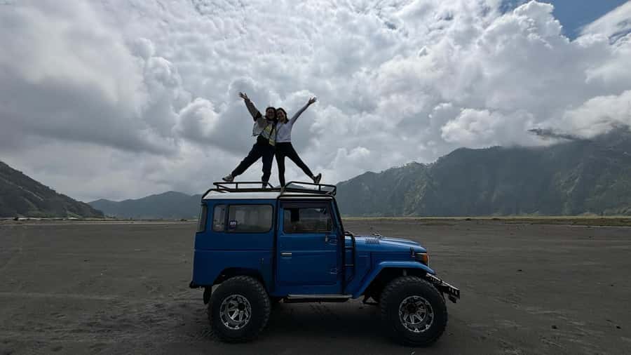 Private Day Tour Mt. Bromo & Madakaripura Waterfall - Why the guides matter on such a long day