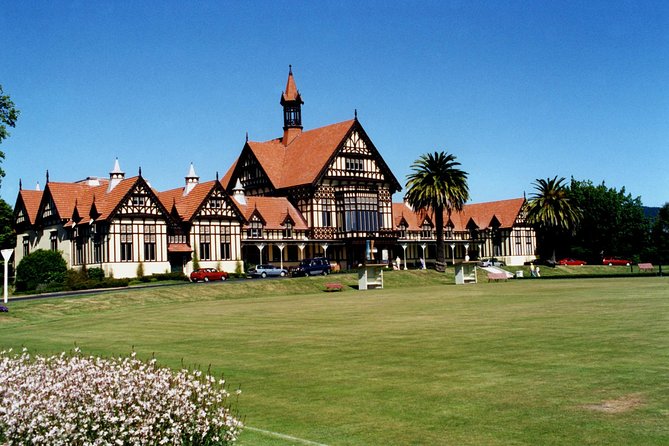 Private Full-Day Rotorua Tour from Auckland - Redwoods in the Whakarewarewa Forest