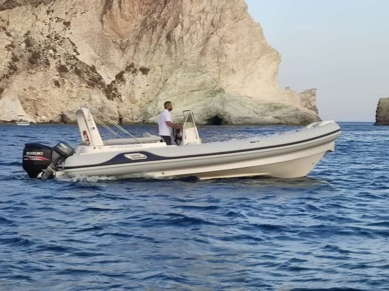 Private, fully customizable cruise in Santorini's caldera - Therasia, Fisherman Boat Houses, and Elephant Skin Rocks