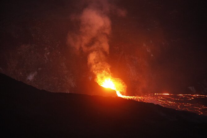 Private Guide Meet In Hawaii Volcanoes National Park - Rob and Jodi as Your Guides