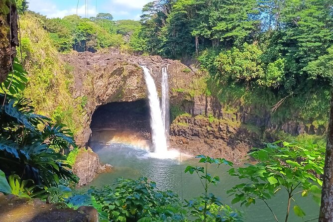 Private Hilo Shore Excursion Volcano National Park up to 10 - Liliʻuokalani Gardens and Hilo’s coastal sights