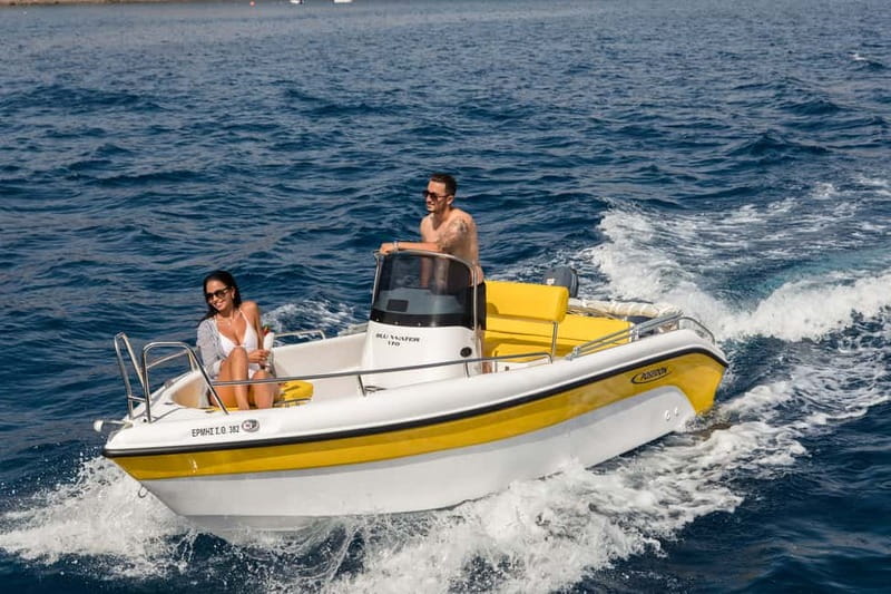 Private License-Free Boat Trip – Santorini Coast & Caldera - Why Santorini looks better from a small boat