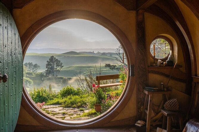 Private Tour: Hobbiton Movie Set, Rotorua Mud Pool & Treewalk - Is $1,299 per person good value?