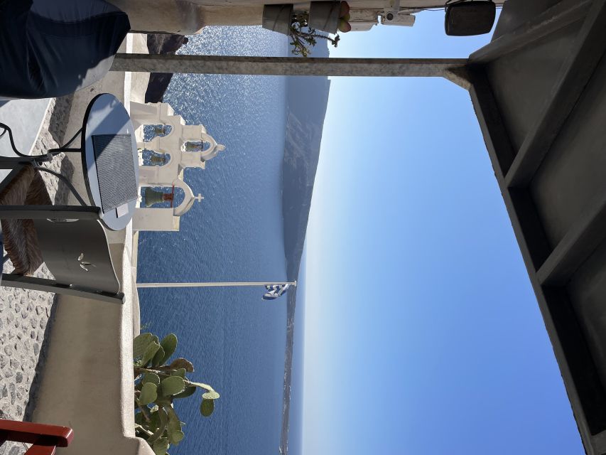 Private Tour of the Famous Blue Domes and Caldera - Three villages, one focused Santorini outing