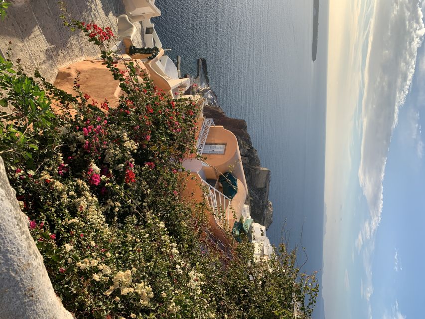Private Tour of the Famous Blue Domes and Caldera - Timing, heat, and crowds