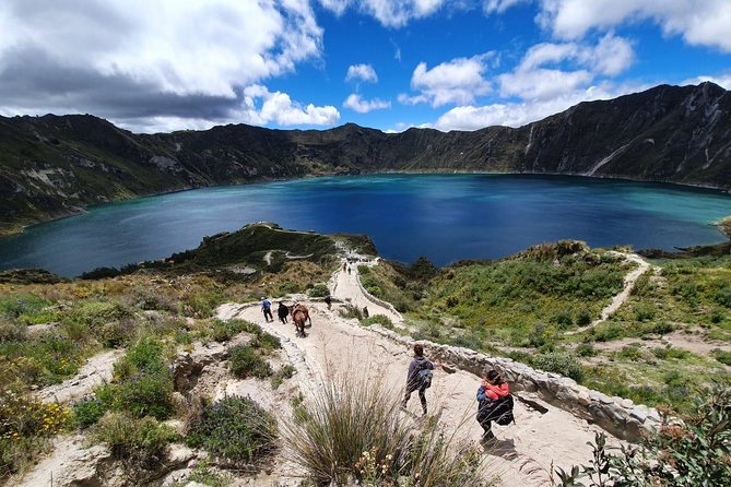 Quilotoa Cultural Hike - Quilotoa’s crater lagoon is worth the road time