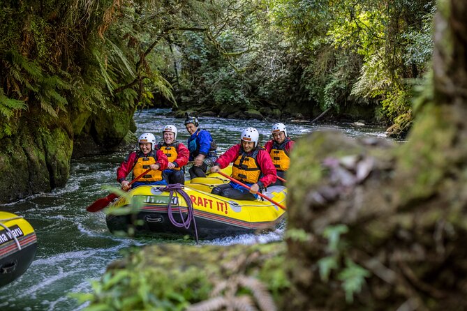 Rafting Rotorua Kaituna White Water Rafting | Kaitiaki Adventures - Tutea Falls is the big test